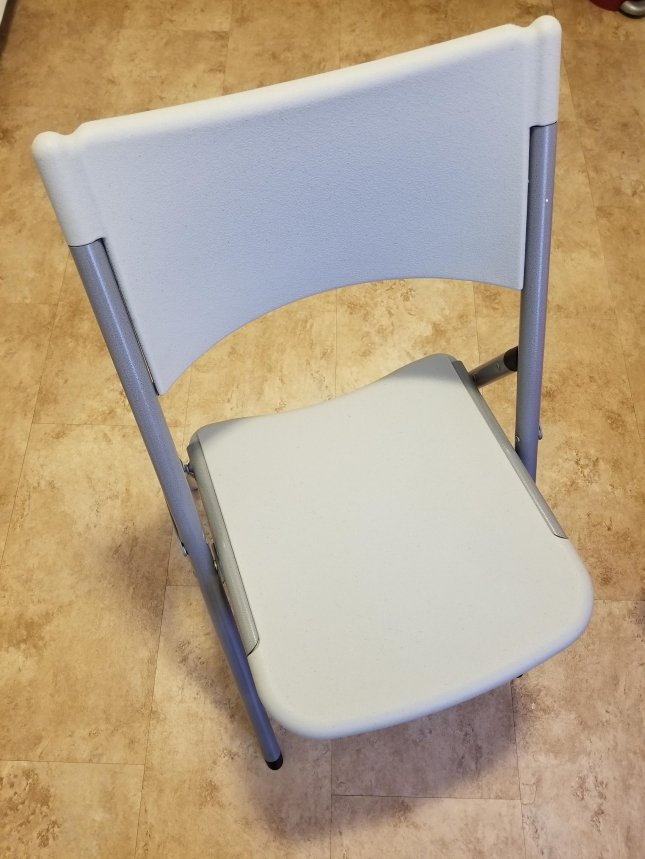 chair.jpg