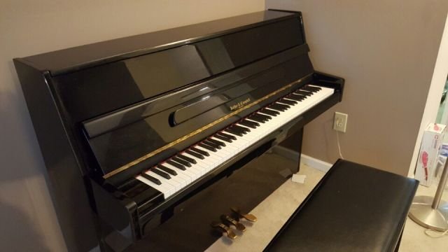 piano 3.jpg