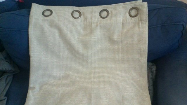 09 Curtain Close UP.jpg