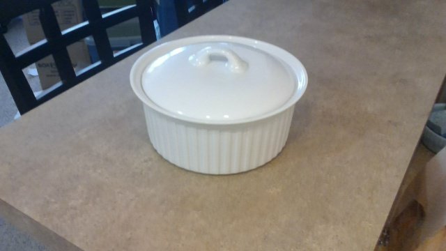 07 Casserole Dish with Lid.jpg