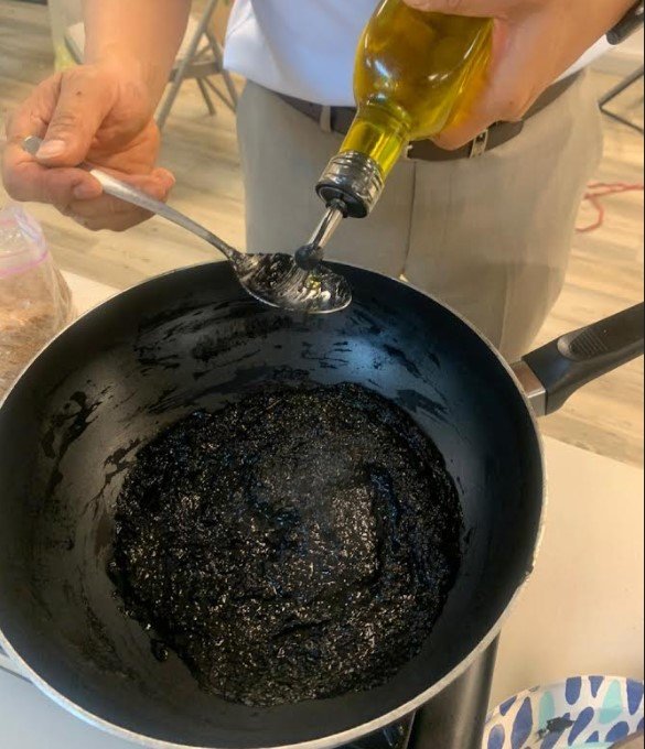 charcoal1.jpg