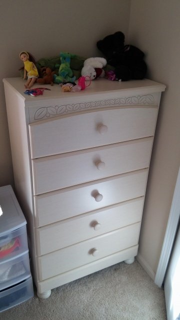 wardrobe.jpg