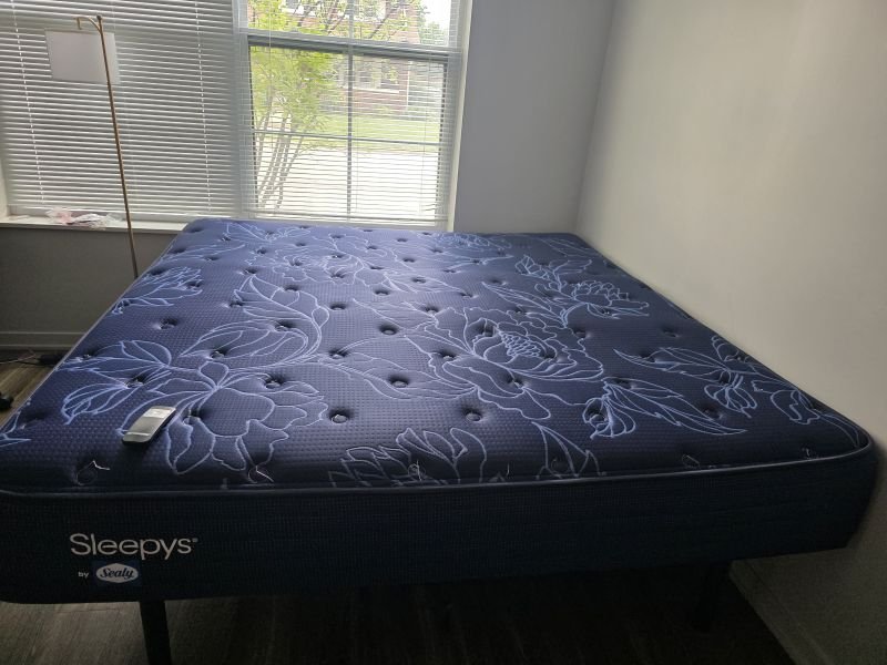 bed2.jpg