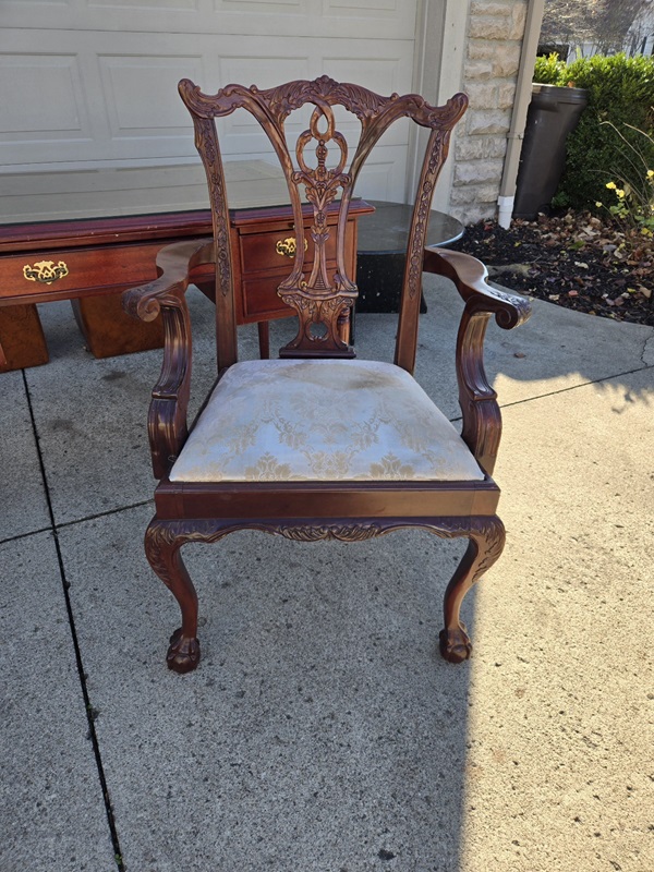 chair (3).jpg